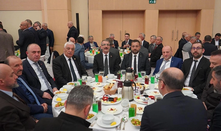 MHP Samsun Teşkilatı, Bahçeli ile iftar yaptı