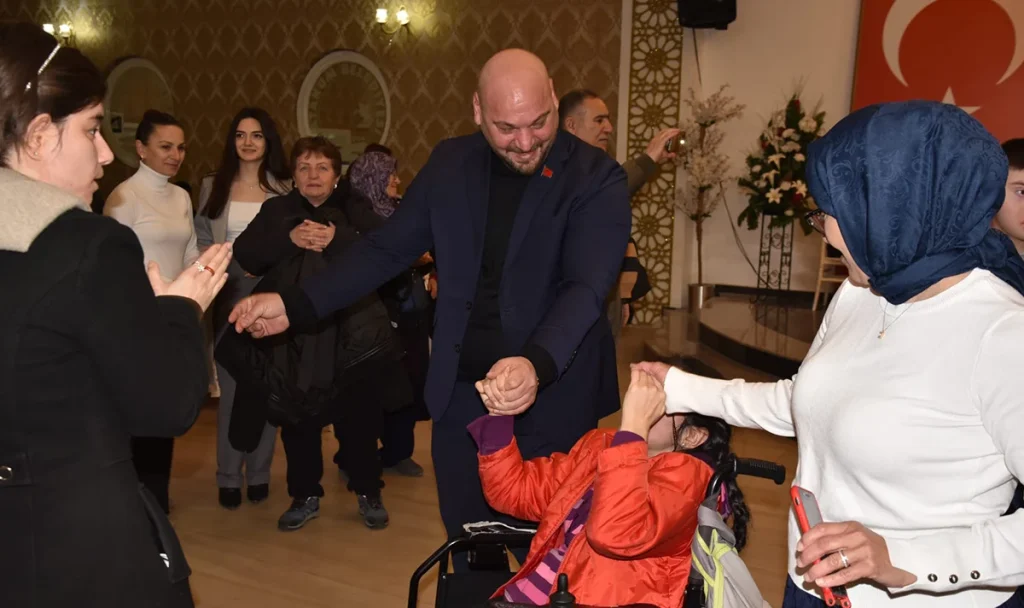 Serhat Türkel’den özel öğrencilere yeni bina müjdesi 