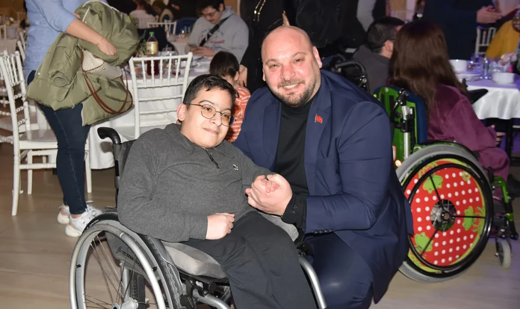 Serhat Türkel’den özel öğrencilere yeni bina müjdesi 