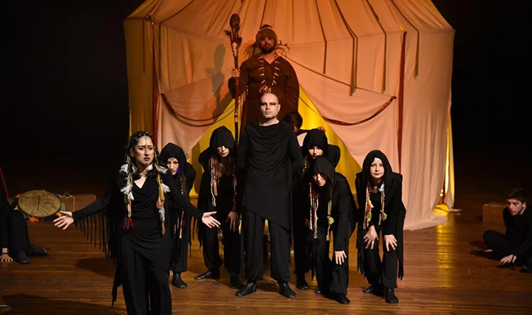 Atakum'da festival tadında program: Tiyatro günleri büyük ilgi gördü