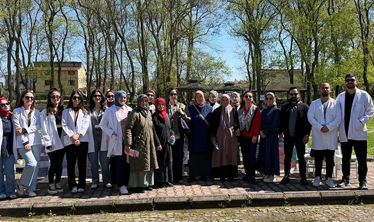 Atakum’da sağlık hizmeti doğaya taşındı: Çakırlar Korusu’nda tarama