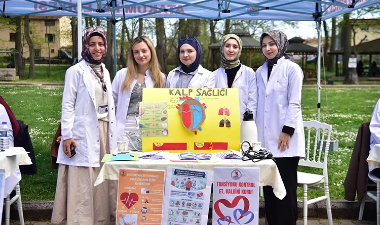 Atakum’da sağlık hizmeti doğaya taşındı: Çakırlar Korusu’nda tarama