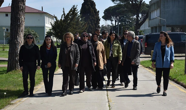 Atakumlu muhtarlar tarım üssünü ziyaret etti