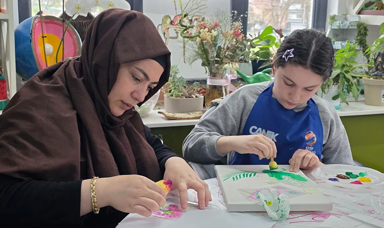 Canik’te 23 Nisan coşkusu: Aileler atölyelerde buluştu