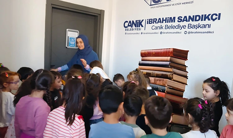Canik’te gençler kütüphaneye akın ediyor