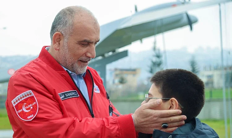 Canik'te planetaryum sınıfa girdi: Öğrenciler yıldızlarla tanışıyor