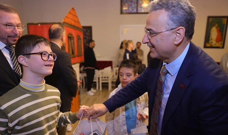 İhsan Kurnaz'dan özel bireylere destek: Yeni merkez yolda İhsan Kurnaz'dan özel bireylere destek: Yeni merkez yolda