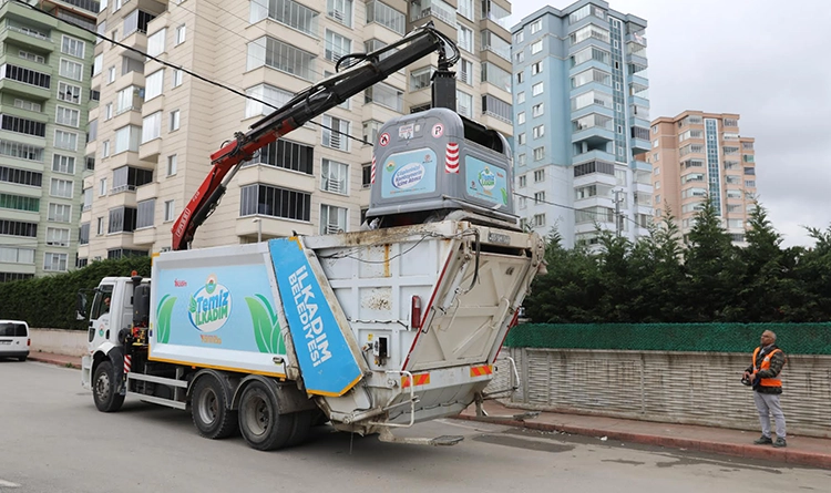 İlkadım'da temizlik seferberliği İlkadım'da temizlik seferberliği