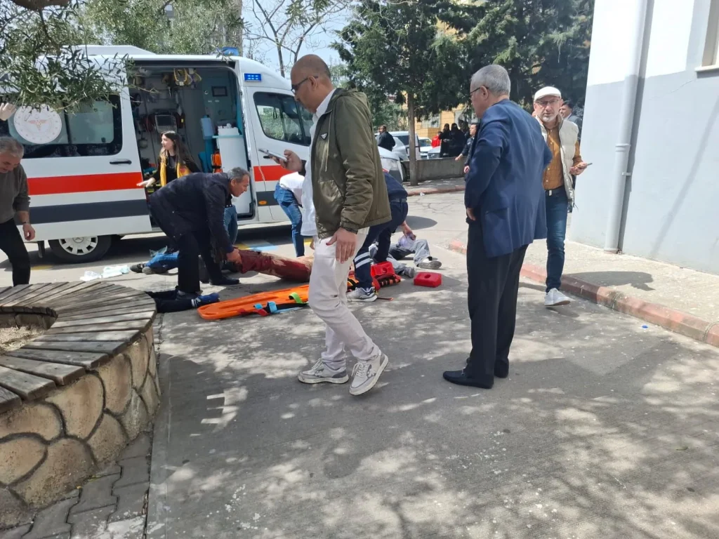 Okulda silahlı saldırı! Şimdi de Kahramanmaraş: 4 ölü 20 yaralı Okulda silahlı saldırı! Şimdi de Kahramanmaraş: 4 ölü 20 yaralı