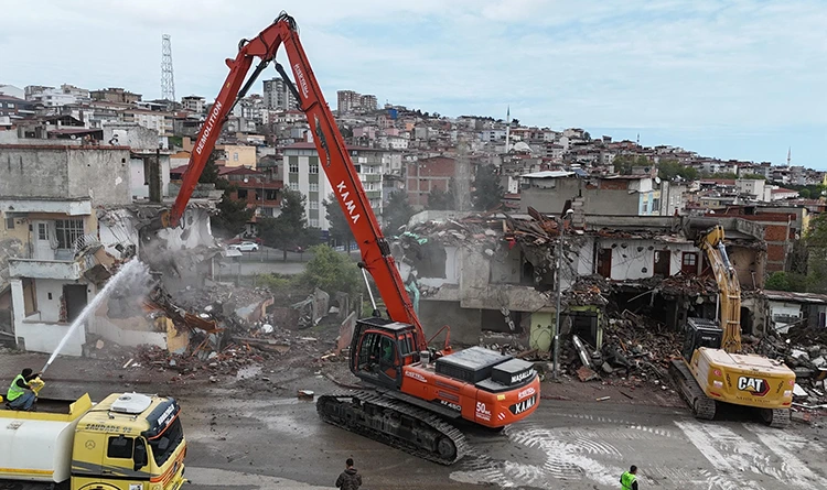 Samsun’da kentsel dönüşüm başladı: Anadolu Mahallesi’nde yıkımlar start aldı