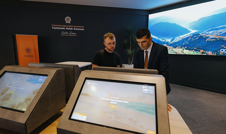 Samsun’un yeni vitrini yoğun ilgi görüyor Samsun’un yeni vitrini yoğun ilgi görüyor