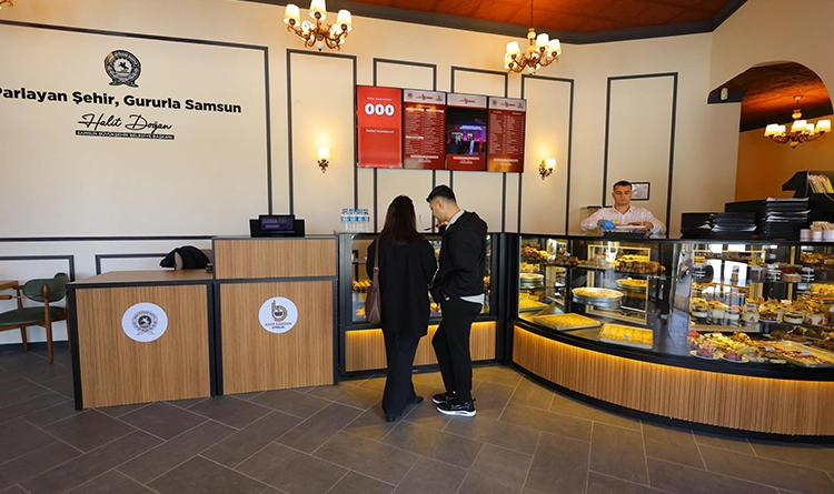 Samsun’un yeni vitrini yoğun ilgi görüyor Samsun’un yeni vitrini yoğun ilgi görüyor