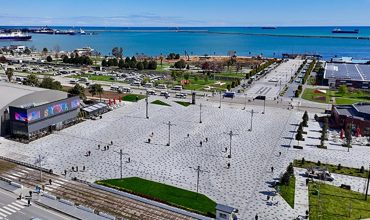 Samsun’un yeni vitrini yoğun ilgi görüyor Samsun’un yeni vitrini yoğun ilgi görüyor