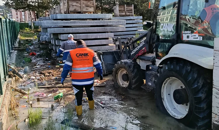 Canik Belediyesi'nden Havza'ya yardım eli Canik Belediyesi'nden Havza'ya yardım eli