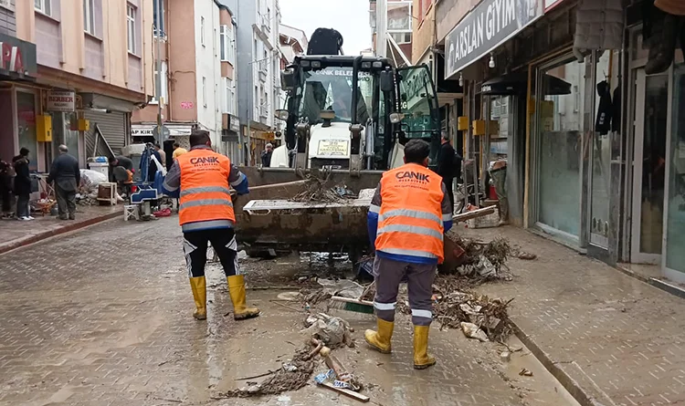 Canik Belediyesi'nden Havza'ya yardım eli Canik Belediyesi'nden Havza'ya yardım eli