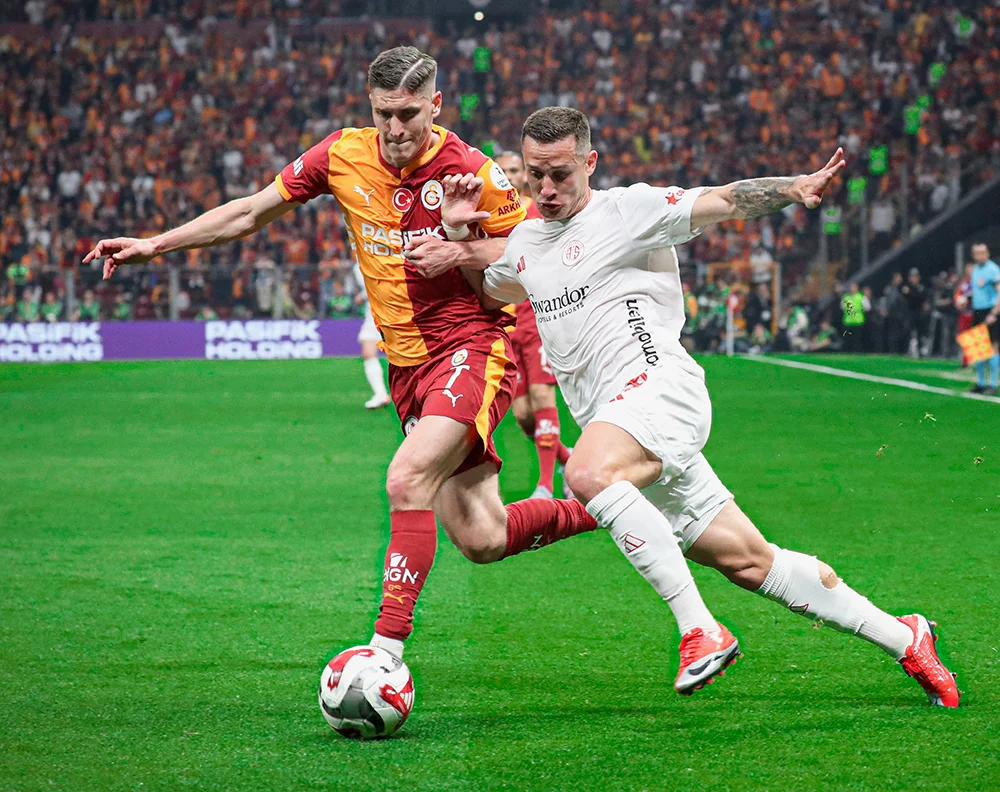 Galatasaray 26. kez şampiyon: Tarihi anlar, gözyaşları, rekor kırıldı...