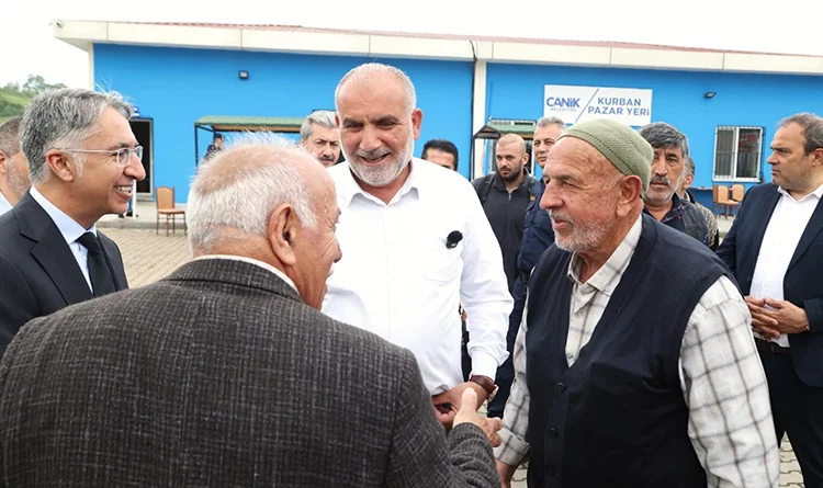 Kafeteryası da var! Canik Belediyesi Kurban Pazarı'na tam not