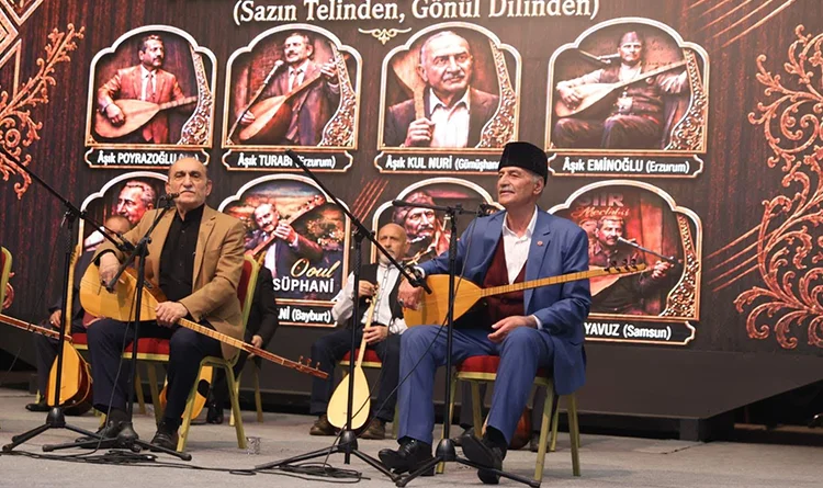 Karacaoğlan’dan Veysel’e: Aşıklar Samsun’da buluştu