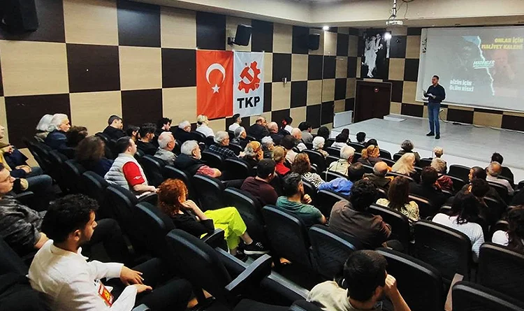 Komünistler Samsun'dan seslendi: Tüm madenler devletleştirilsin! Komünistler Samsun'dan seslendi: Tüm madenler devletleştirilsin!