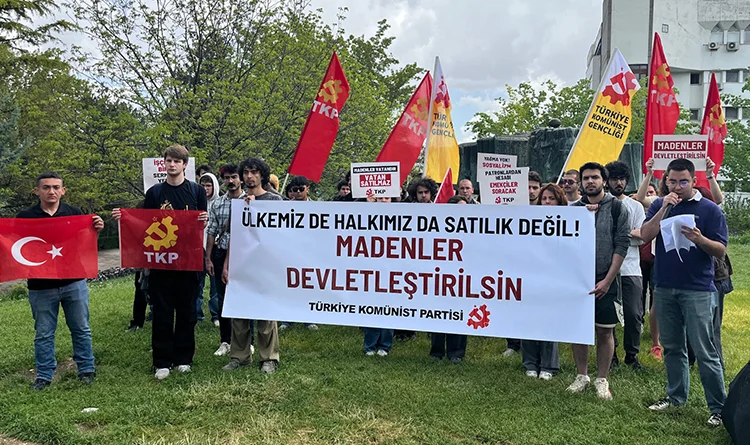 Soma unutulmadı: ODTÜ'de "Madenler vatandır, vatan satılmaz" sesleri!